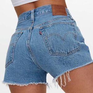 ⭐️HOST PICK⭐️ 501 Levi’s Shorts
